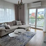 Apartment Z Widokiem Na Sky Tower *