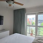 شقة Z Widokiem Na Sky Tower *
