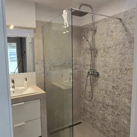 Z Widokiem Na Sky Tower Апартаменти *